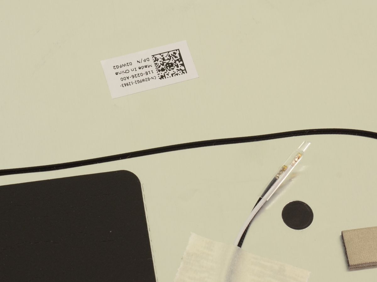 Cubierta de Pantalla/Back Cover modelo 2WFG2 Latitude 5400 / 5401 14"